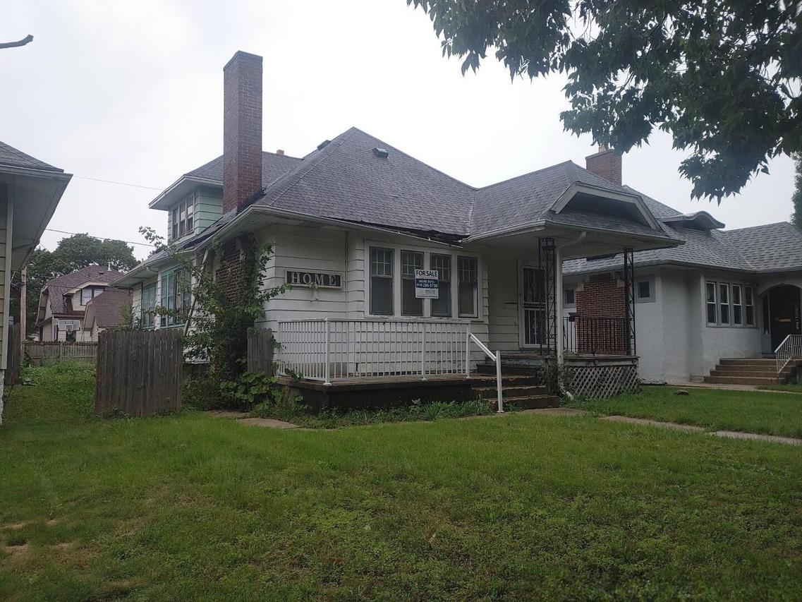 2931 N 39th St, Milwaukee, WI 53210