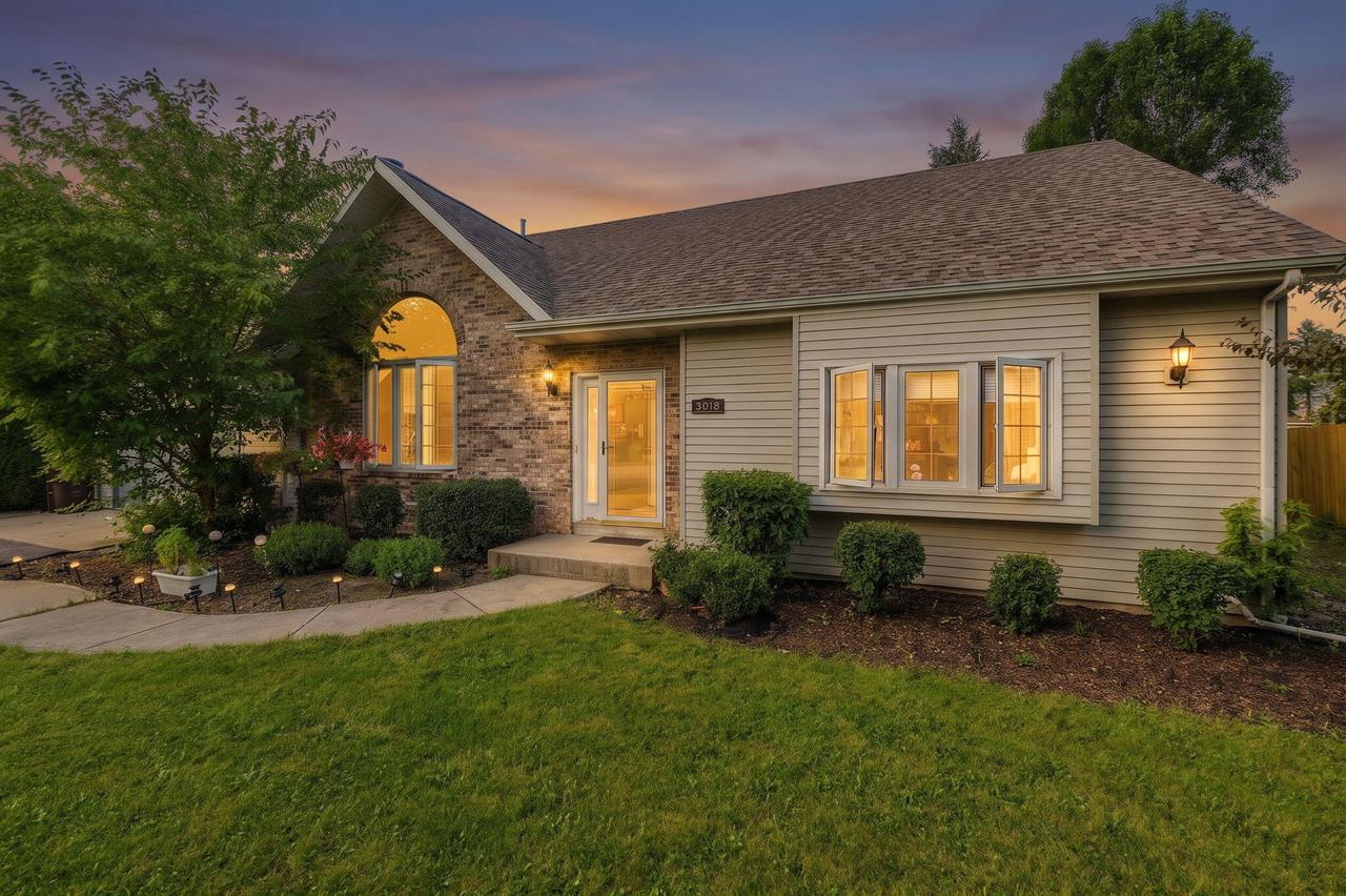 9018 Morgan Ct, Caledonia, WI 53126
