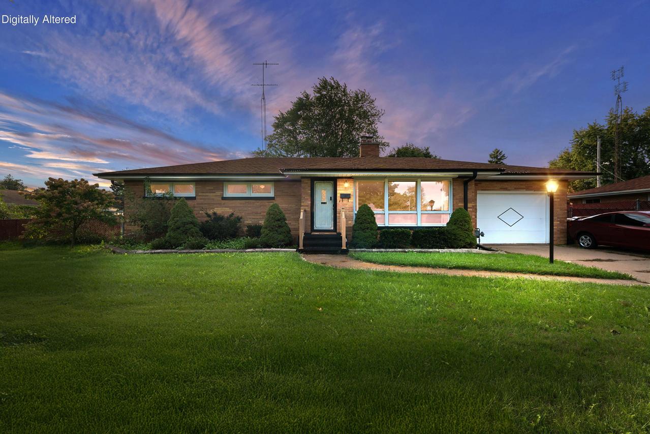 5220 46th Ave, Kenosha, WI 53144
