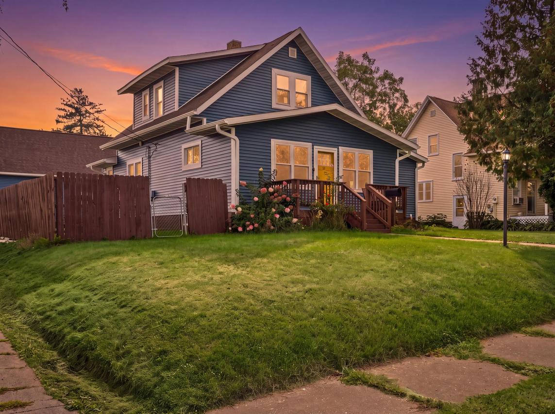 205 West Ave, Westby, WI 54667