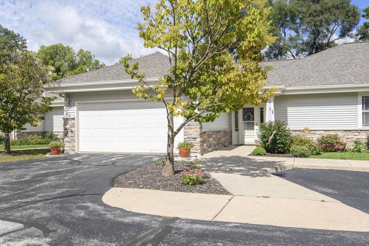 331 Westside Ave #3, Mukwonago, WI 53149