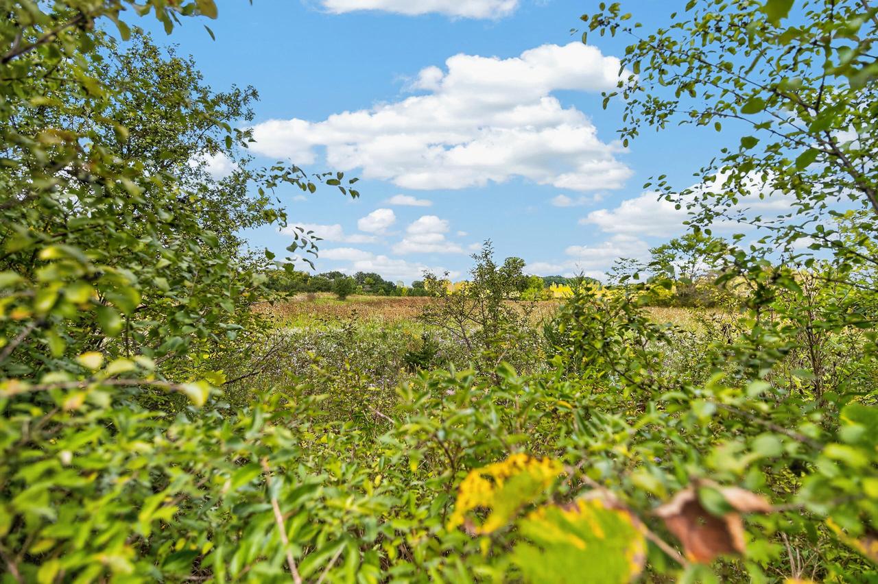 Lt0 W Swan Rd., Mequon, WI 53097