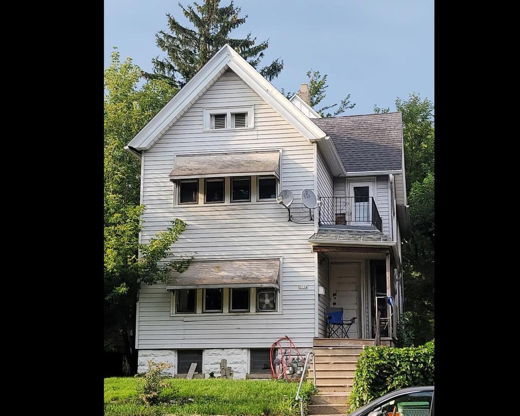 2134 W Lincoln Ave, Milwaukee, WI 53215