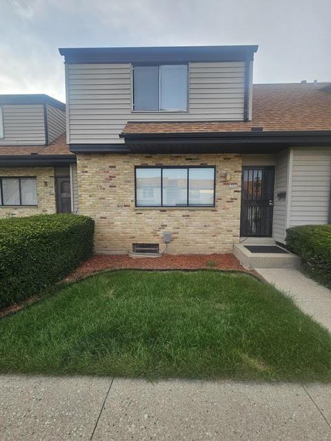 6556 N Bourbon St, Milwaukee, WI 53224