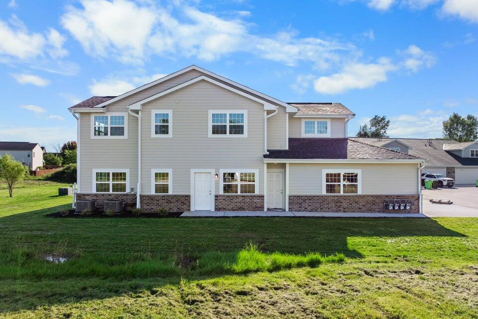 480 Quiet Meadow #B, Johnson Creek, WI 53038