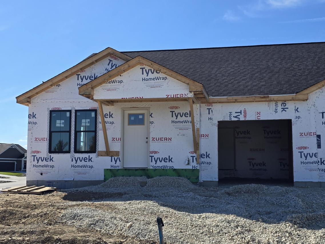 N162W21939 Poppy Rd, Jackson, WI 53037