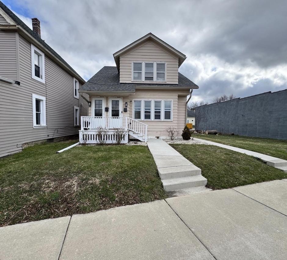7219 W National Ave #7221, West Allis, WI 53214