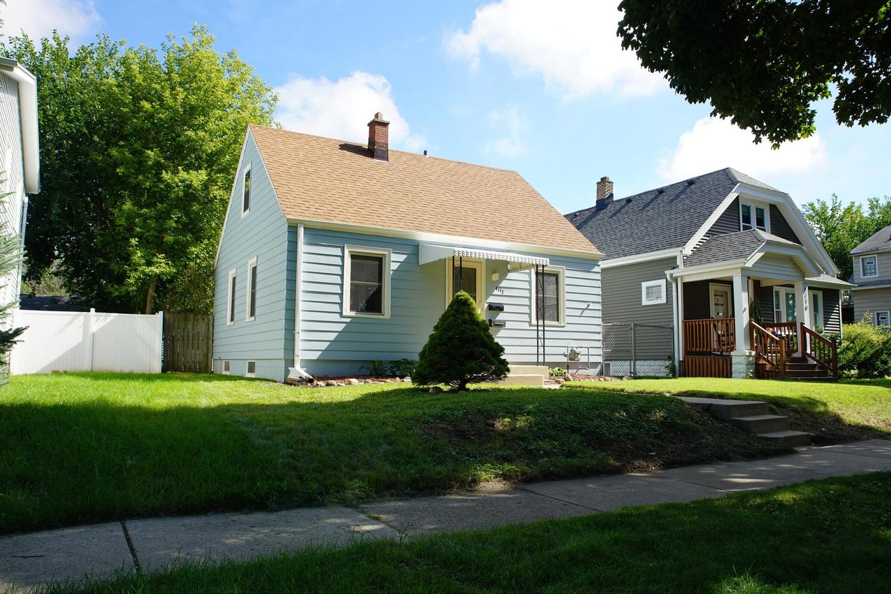 4112 S 2nd St, Milwaukee, WI 53207