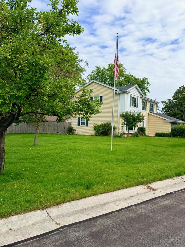 N104W16800 Thornapple Row, Germantown, WI 53022