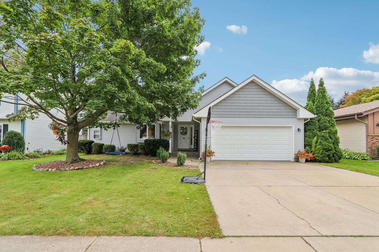 5809 83rd St, Kenosha, WI 53142