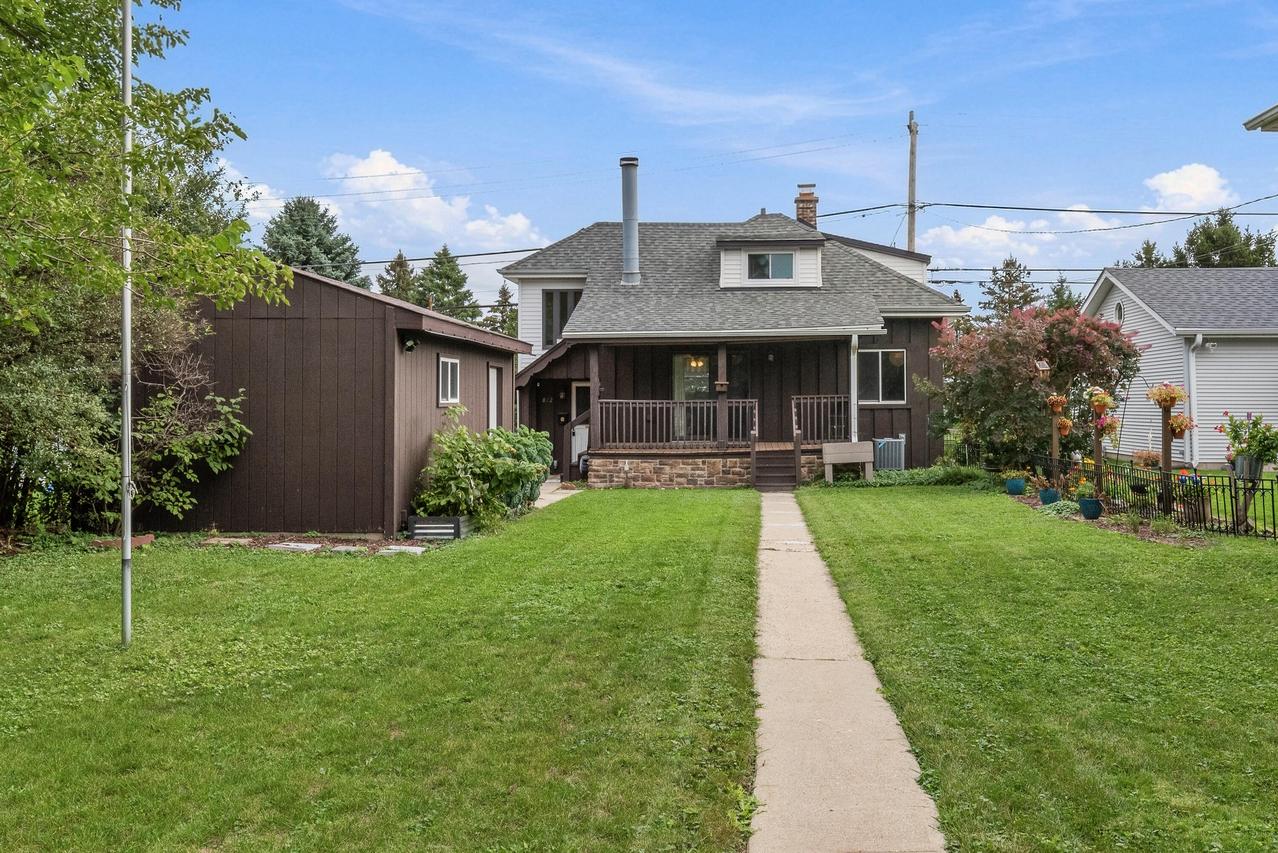 822 S 56th St, West Allis, WI 53214