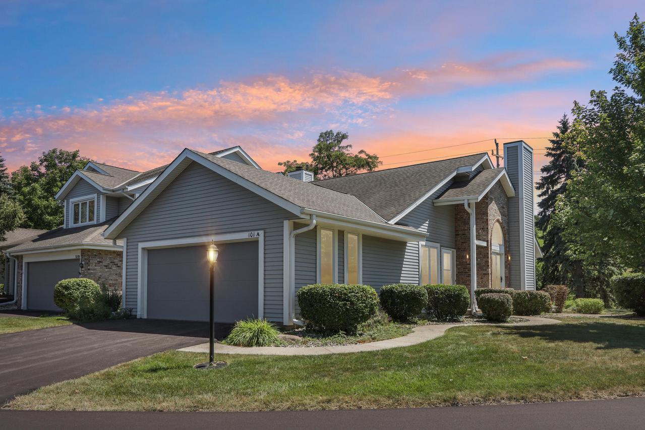 101 E Sutton Pl #A, Waukesha, WI 53188