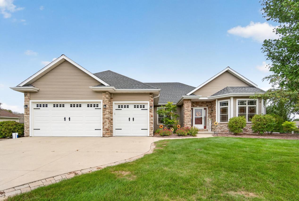 2118 John Ct, Trenton, WI 53090