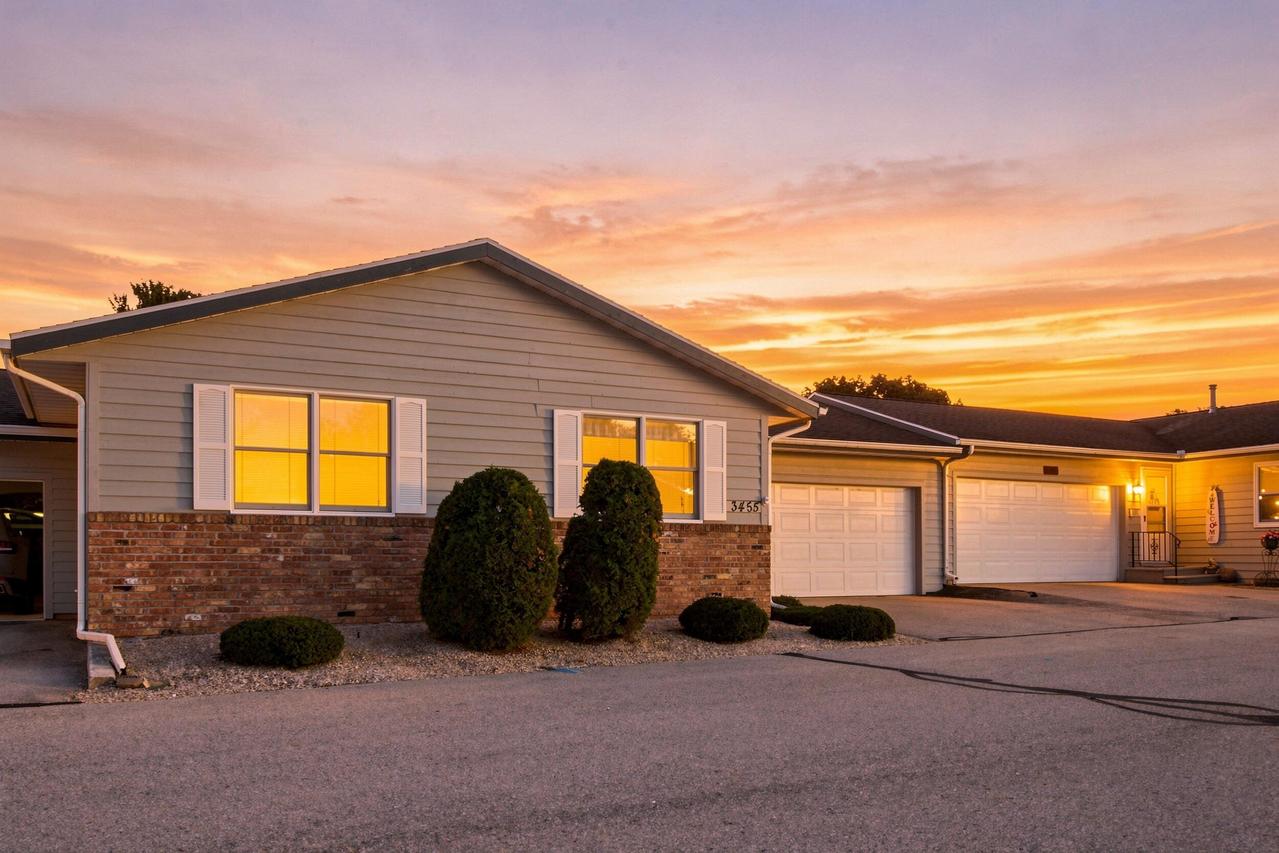 3455 Woodbridge Ct, La Crosse, WI 54601