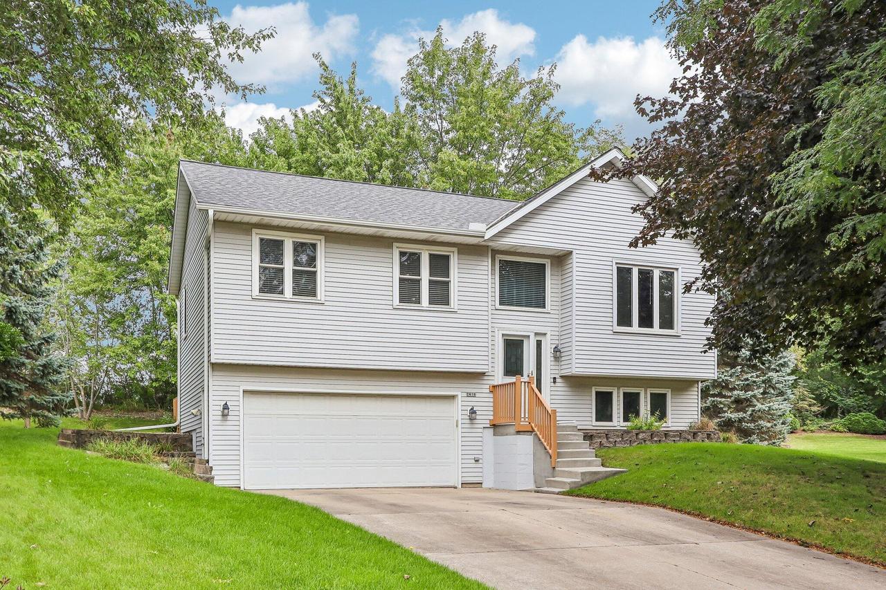 2416 Brentwood Dr, Waukesha, WI 53188