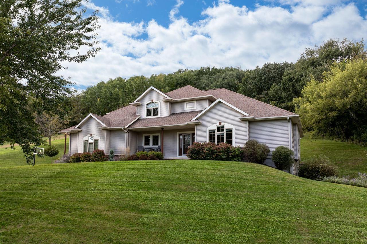 W5664 Stone Hill, Medary, WI 54601