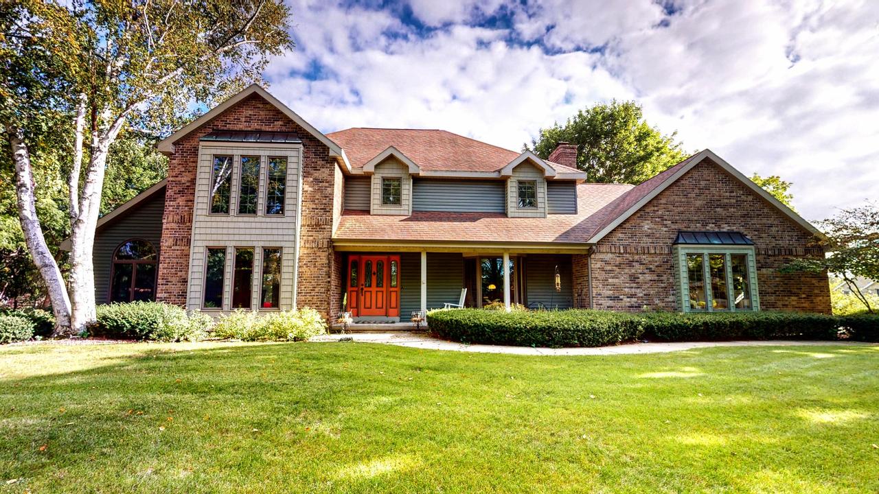 425 Newman Ct, Jefferson, WI 53549