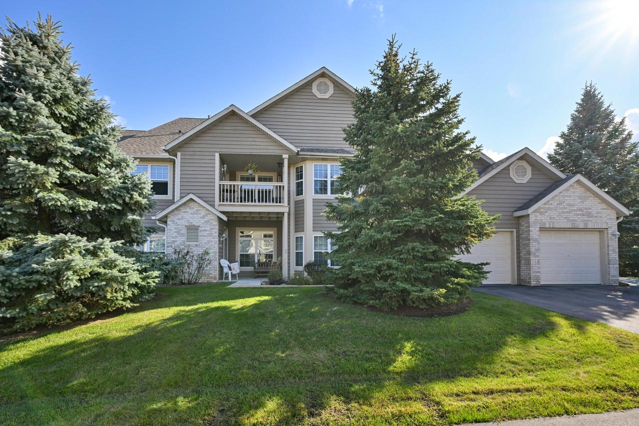 W159N4824 Graysland Dr, Menomonee Falls, WI 53051