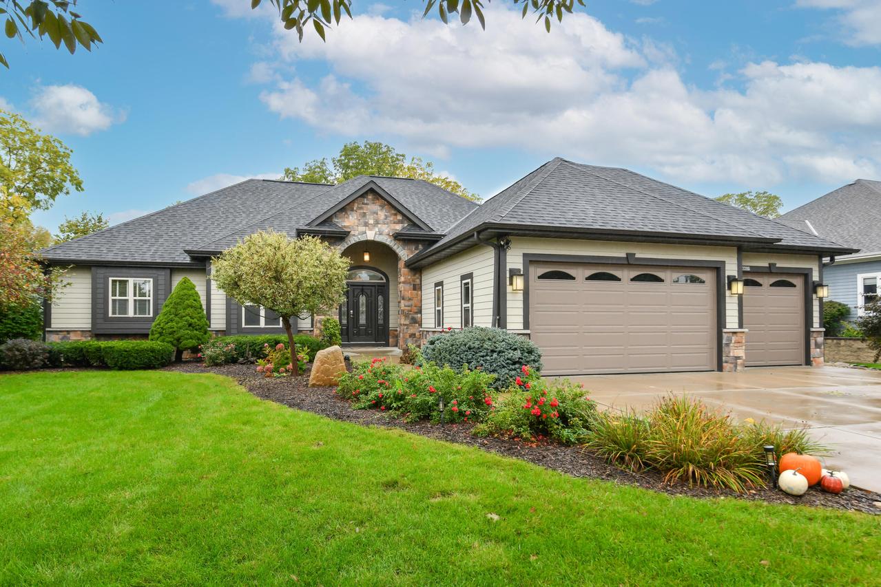 W178S6607 Paige Ct, Muskego, WI 53150