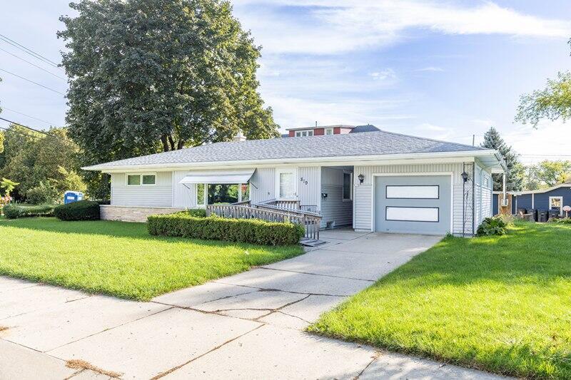819 N 25th St, Sheboygan, WI 53081