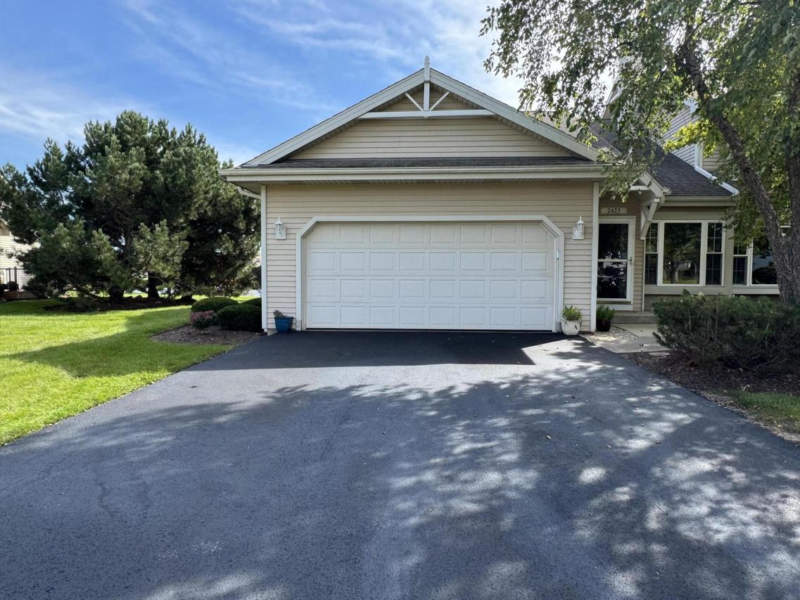 2423 11th St, Somers, WI 53140