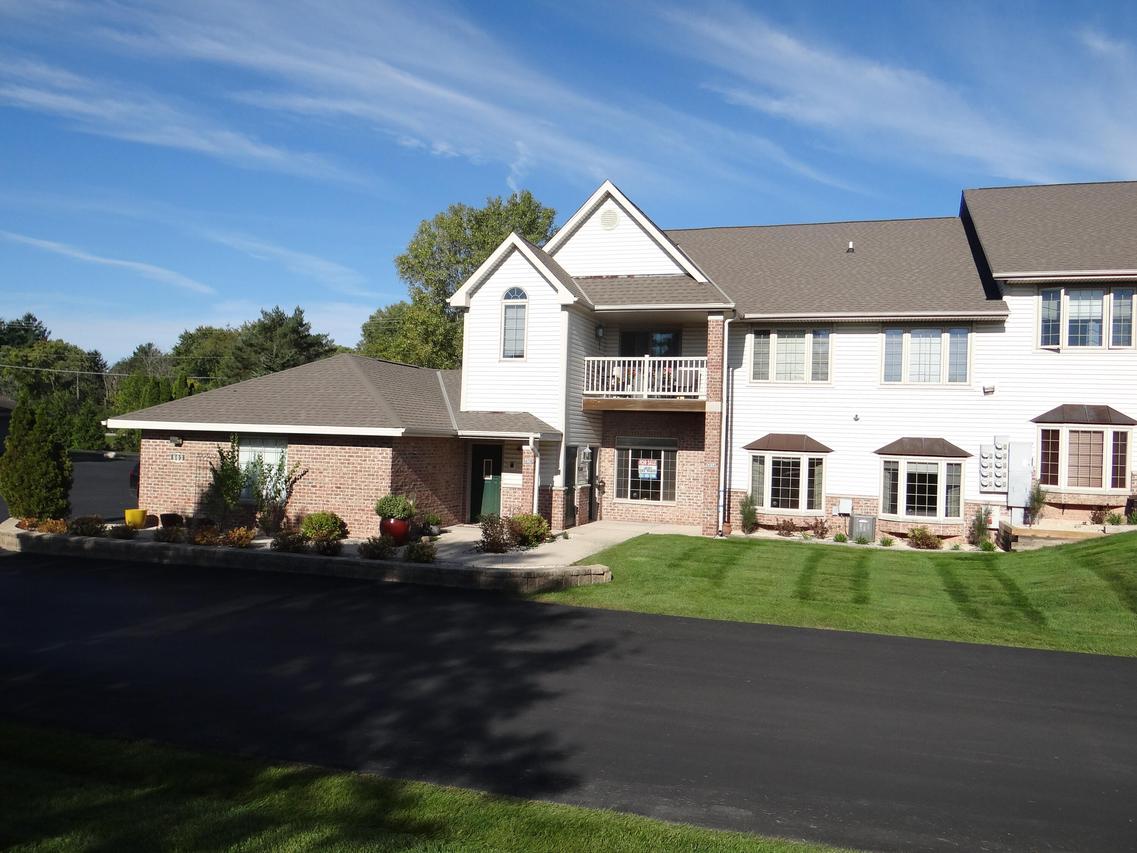 803 Cheyenne Ave #A, Grafton, WI 53024