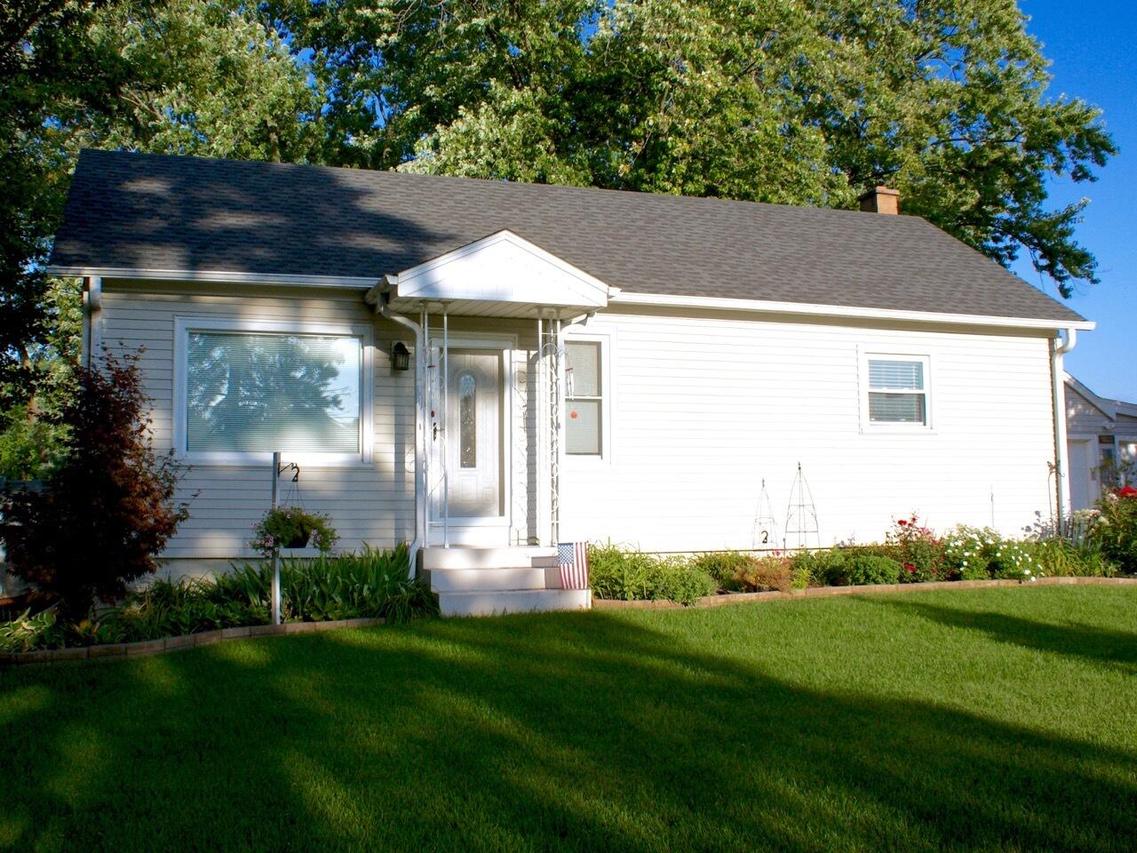 5523 49th Ave, Kenosha, WI 53144