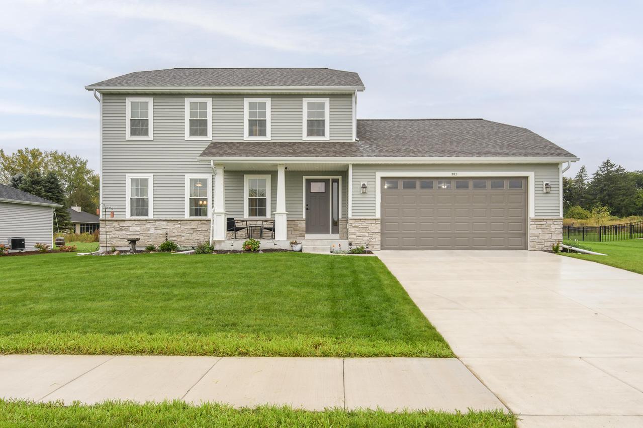 781 S Dewey Ave, Jefferson, WI 53549