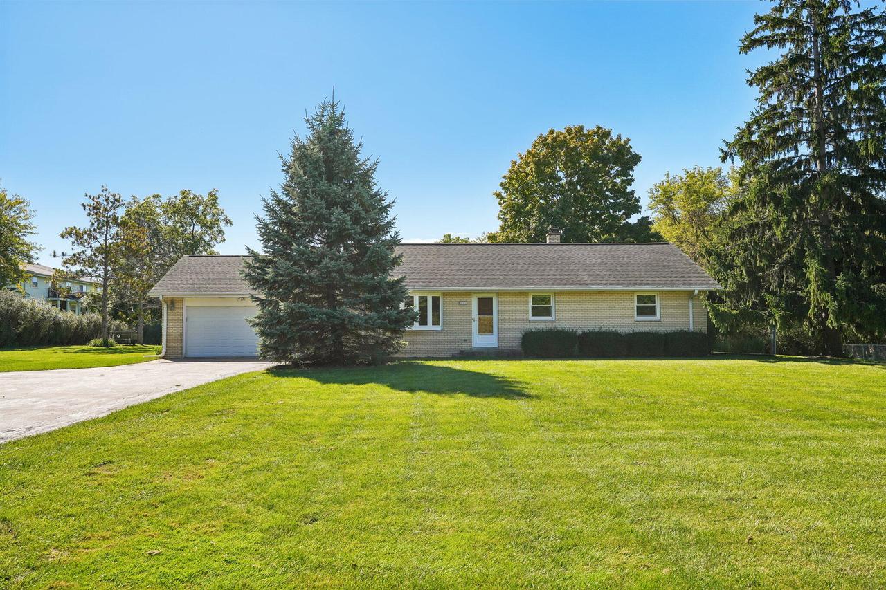 10321 W Church St, Franklin, WI 53132