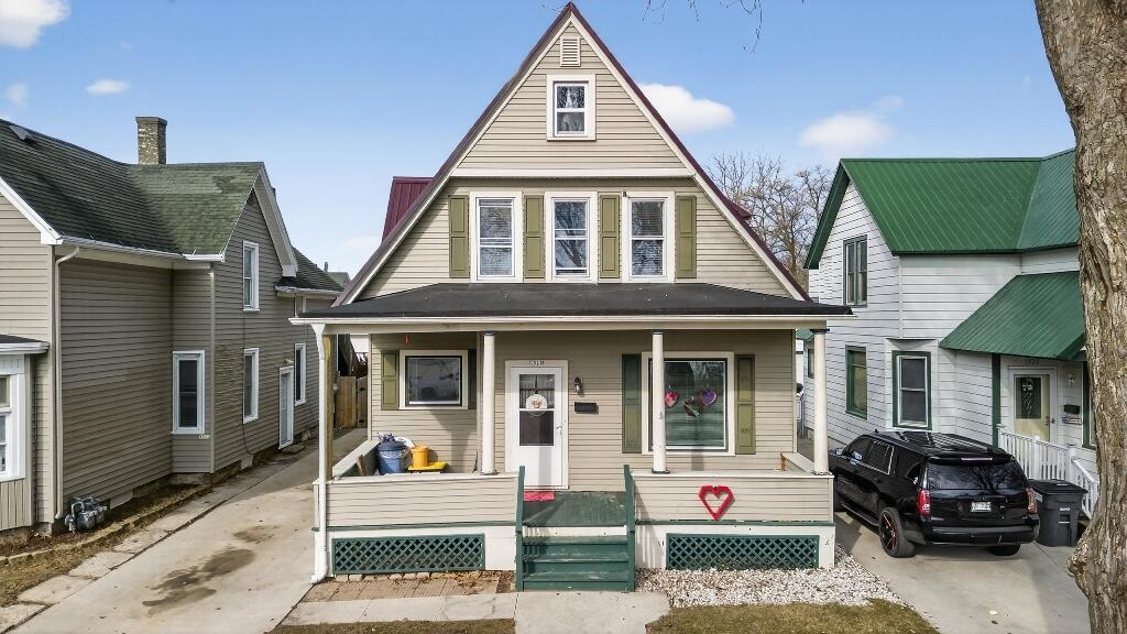 1518 N 9th St, Sheboygan, WI 53081
