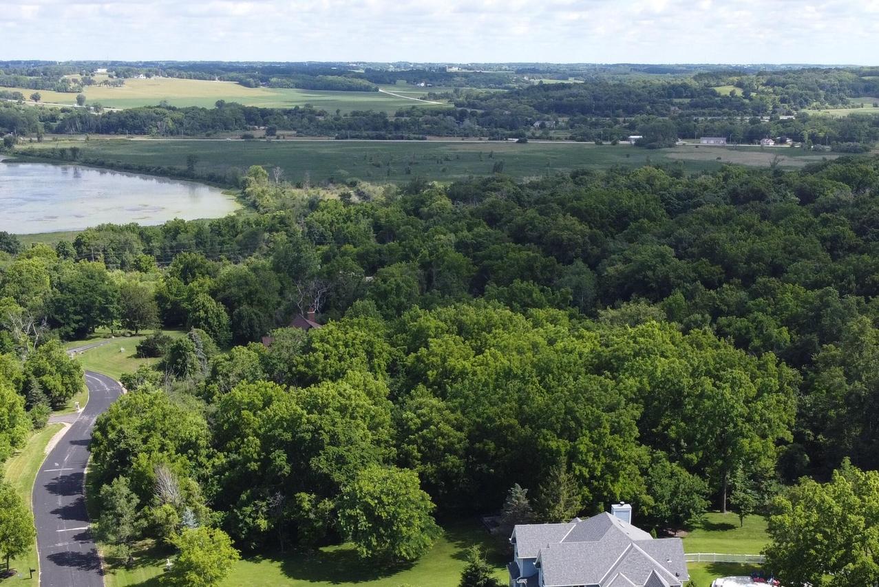 Lt21 Lake Forest, Geneva, WI 53147