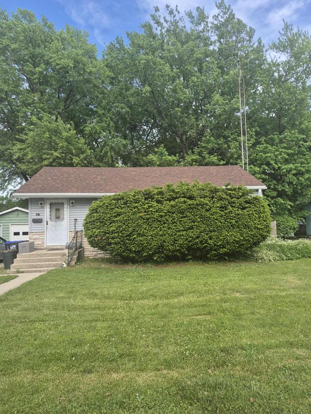 517 N Wisconsin St, Elkhorn, WI 53121
