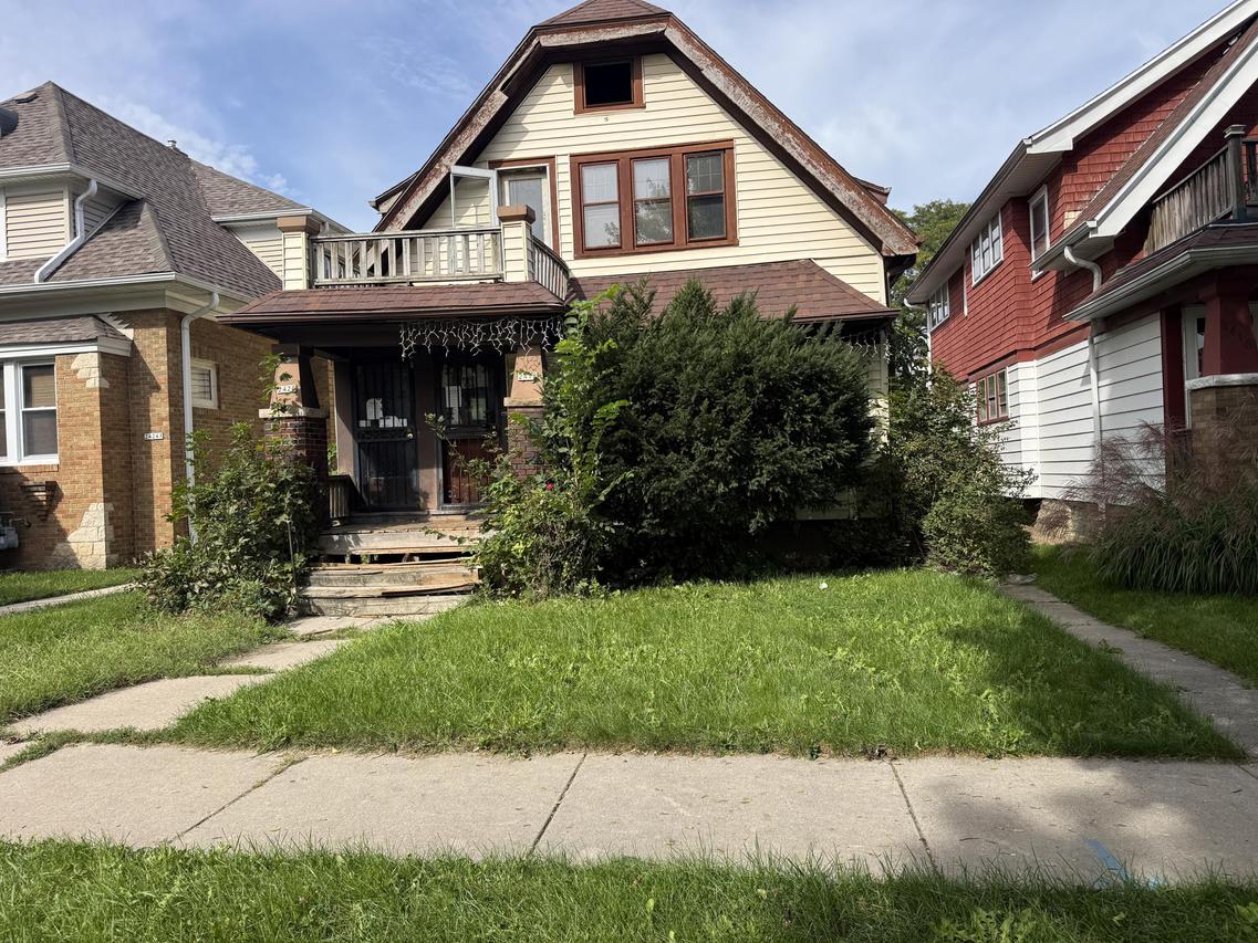 2418 W Hope Ave, Milwaukee, WI 53209