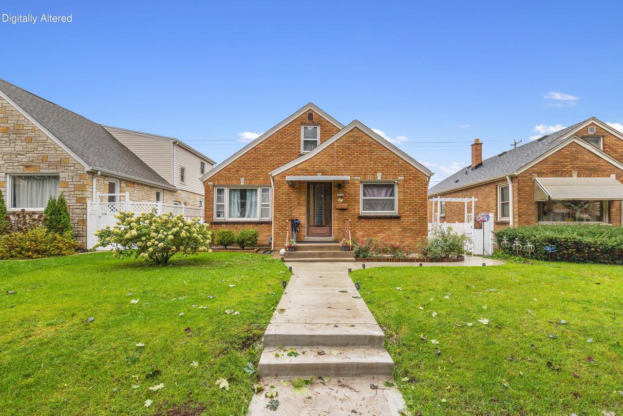 3342 S 26th St, Milwaukee, WI 53215