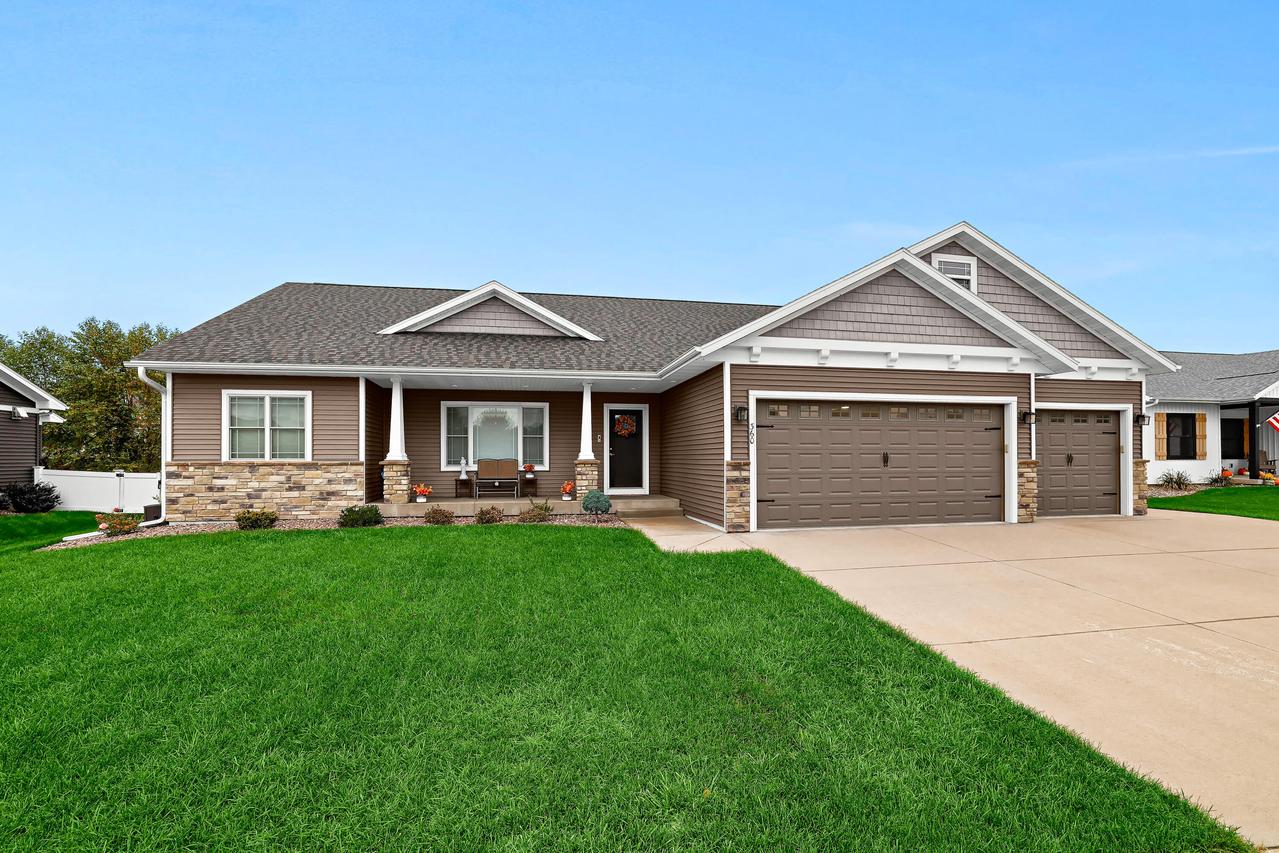 360 Lakewood St, West Salem, WI 54669