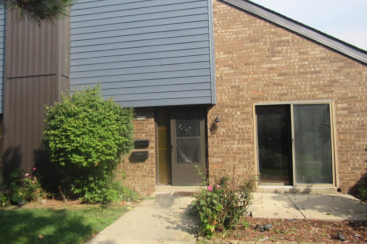8638 N Servite Dr, Milwaukee, WI 53223
