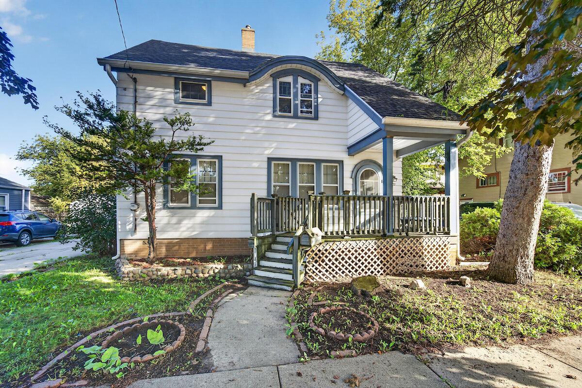 1510 Augusta St, Racine, WI 53402