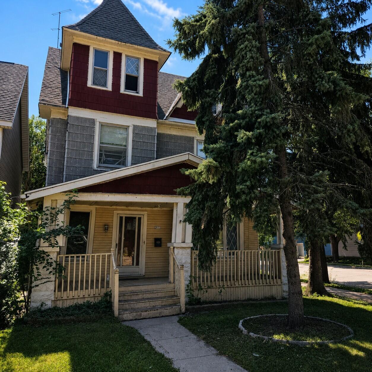 2833 S Wentworth Ave, Milwaukee, WI 53207