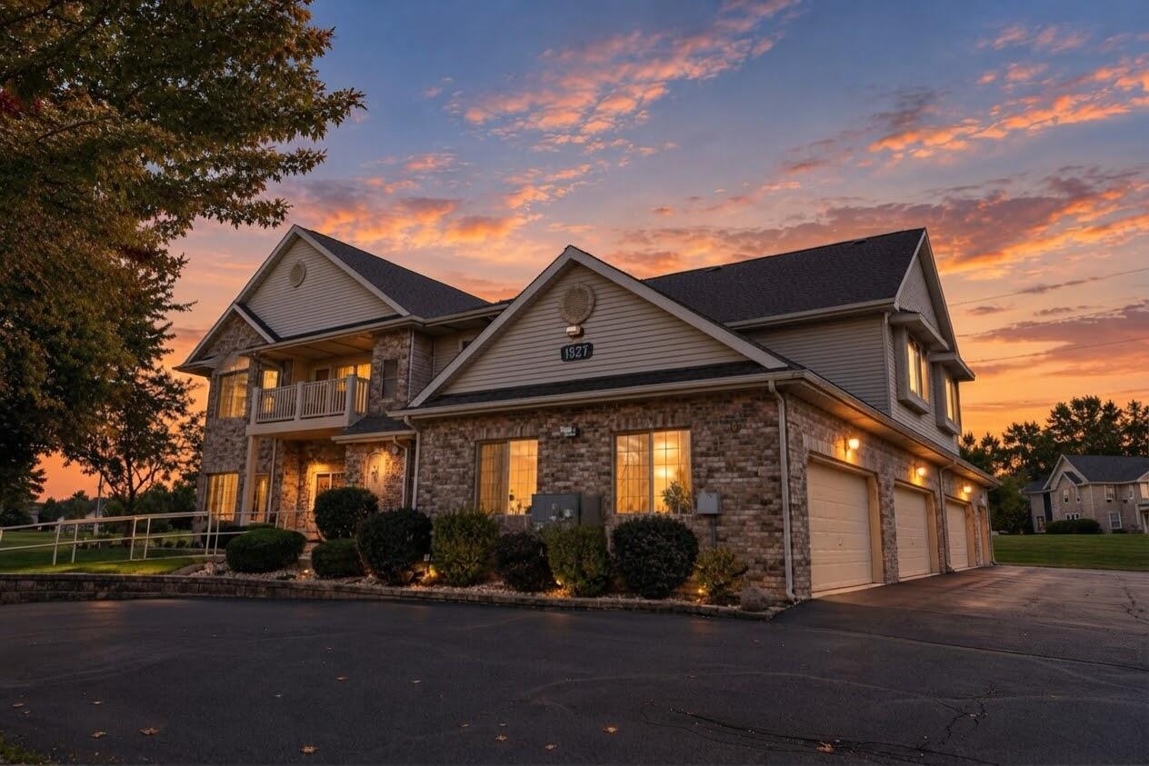 1527 N Summerset Dr #91, Mount Pleasant, WI 53406