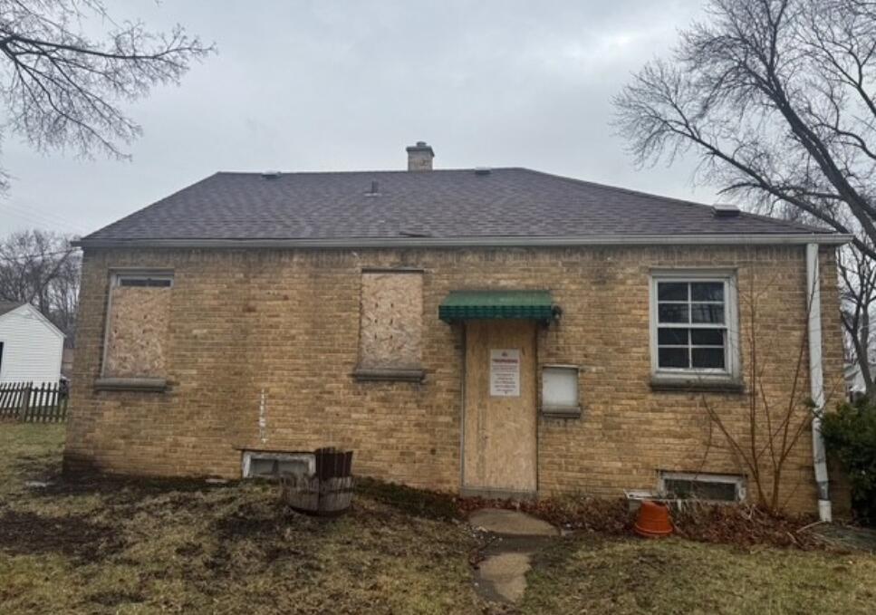 4661 N 21st St, Milwaukee, WI 53209