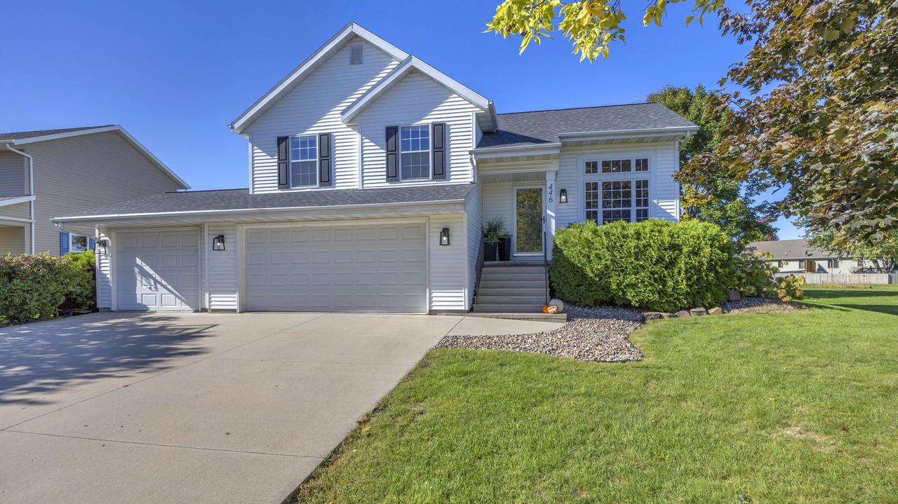 446 Rockrose Dr, Fond Du Lac, WI 54935
