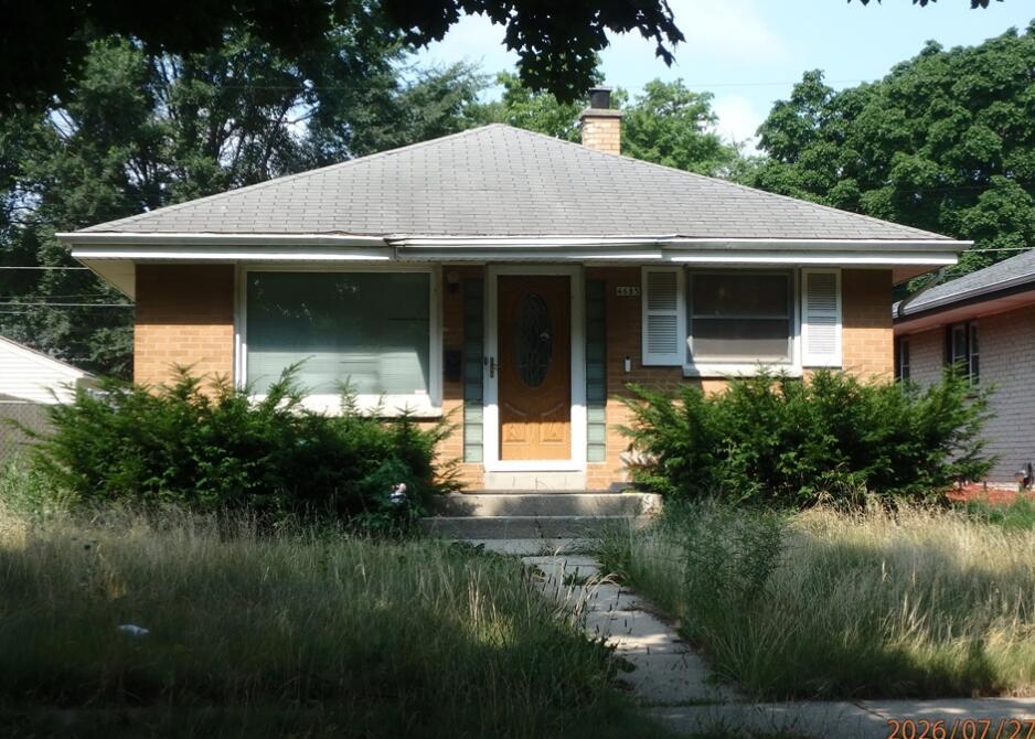 4685 N 71st St, Milwaukee, WI 53218