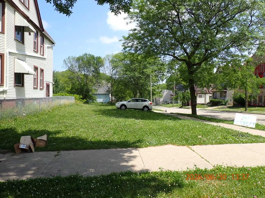 3000 N 1st St #3002, Milwaukee, WI 53212