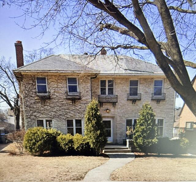 2825 S 43rd St., Milwaukee, WI 53219