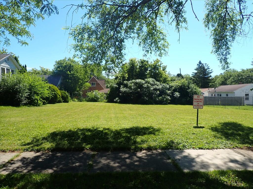 4316 N 37th St, Milwaukee, WI 53216