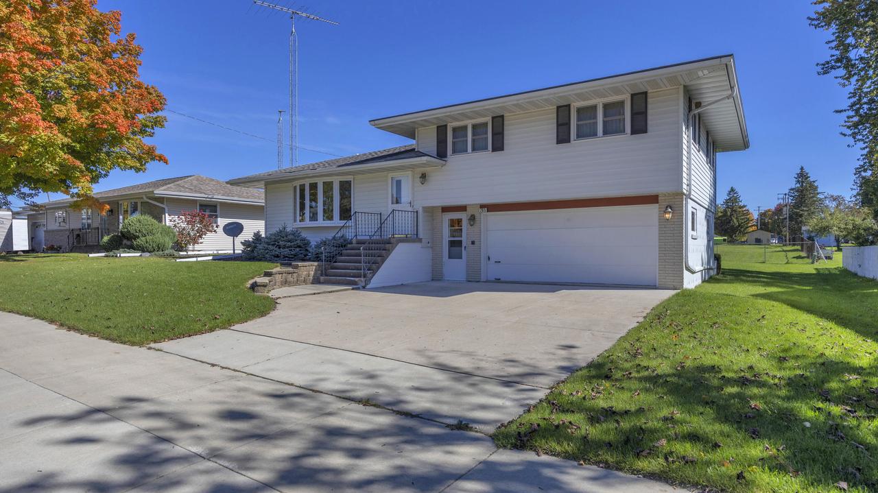 205 Fond Du Lac Ave, Eden, WI 53019