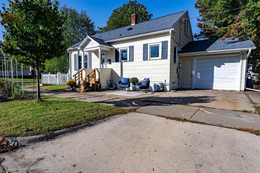 522 23rd St, La Crosse, WI 54601