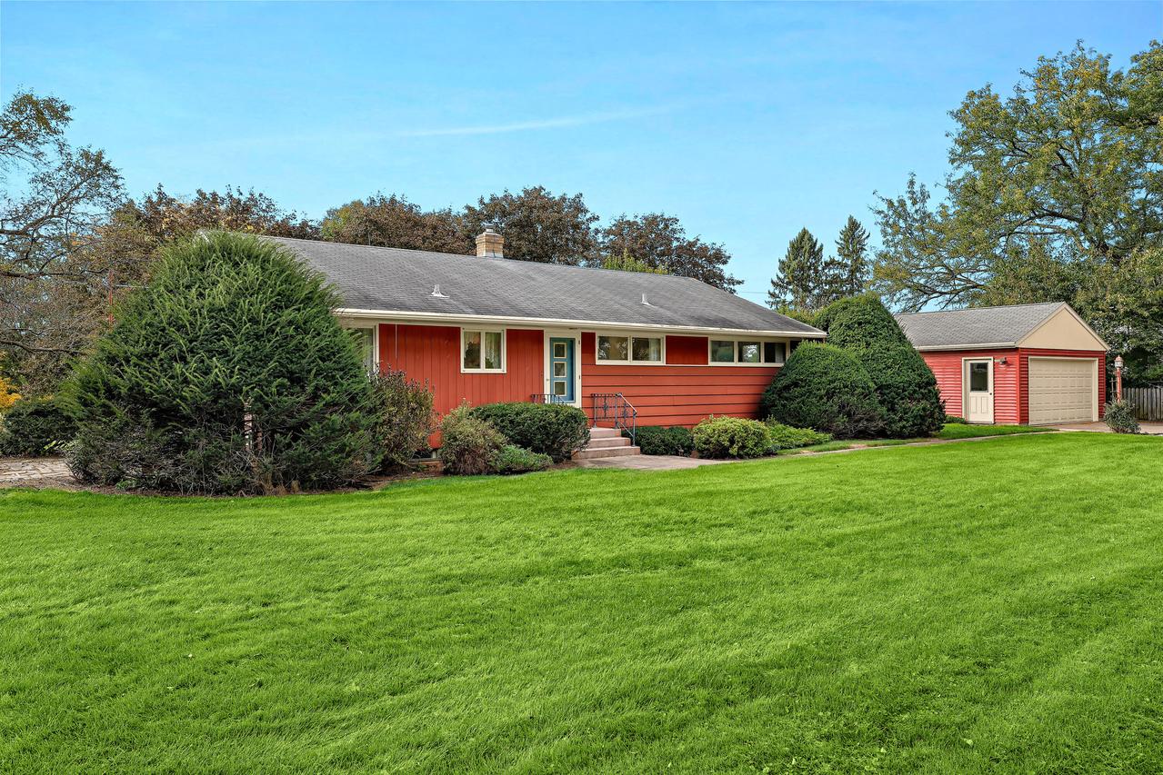 3200 Floral Ln, Shelby, WI 54601