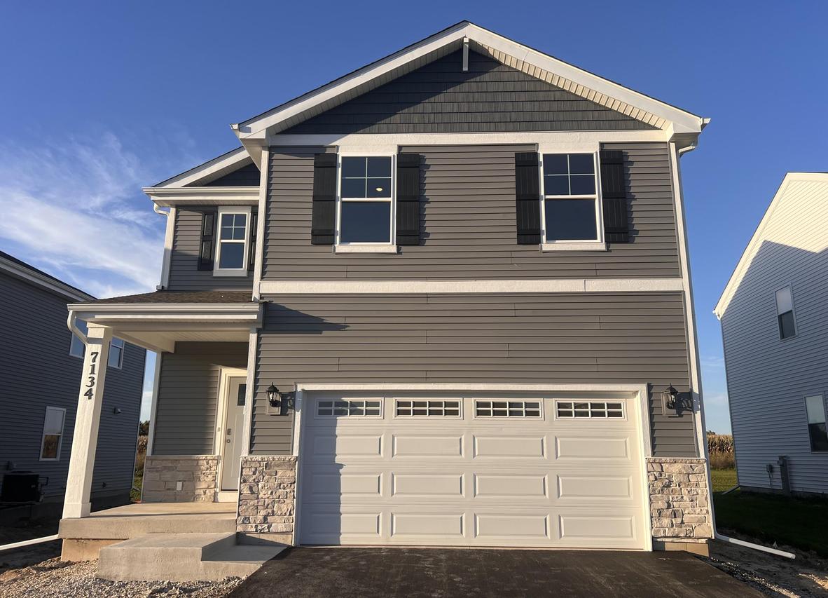 7134 Oakmont Rd, Mount Pleasant, WI 53403