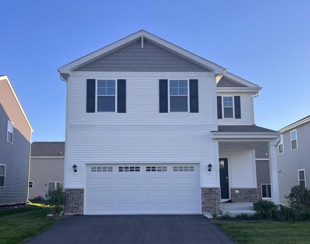 7151 Oakmont Rd, Mount Pleasant, WI 53403